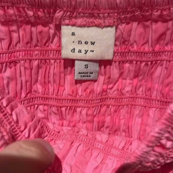 Pink Striped Women's Shorts/crop set - Picture 6 of 6